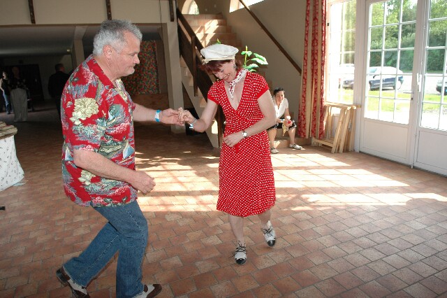 min 2008 05 04 retro rhythm 200